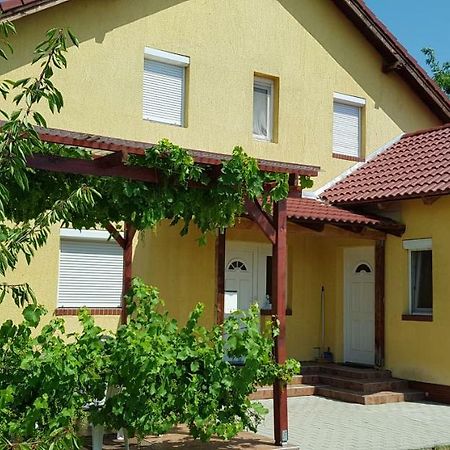 Pataki House Apartamento Mórahalom Exterior foto